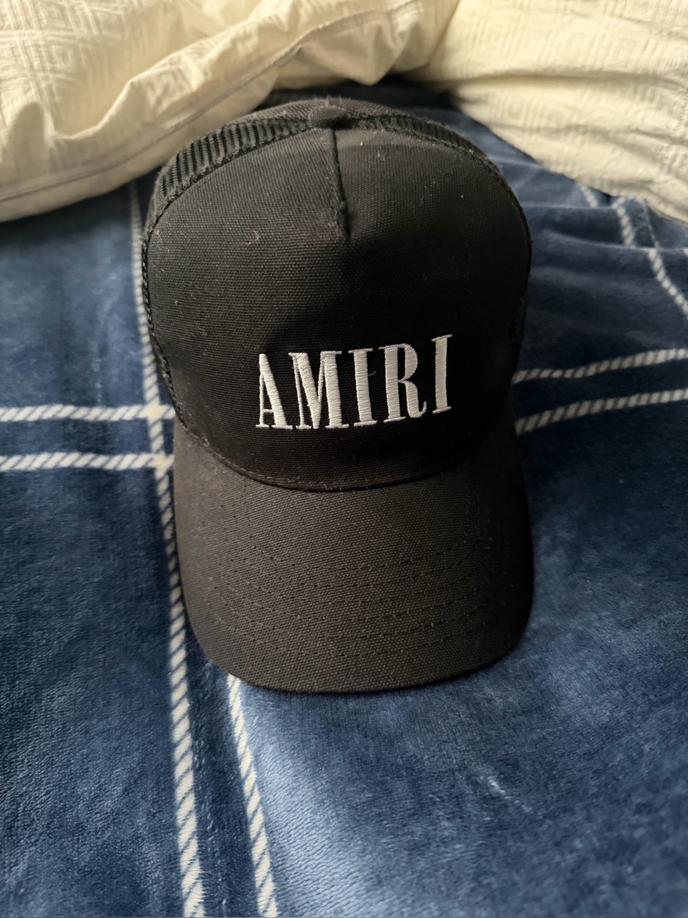 Amiri hat